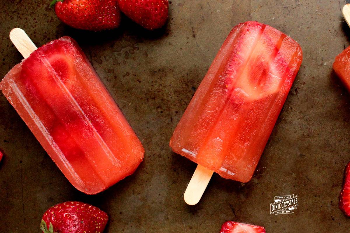how to make strawberry sweet tea popsicles