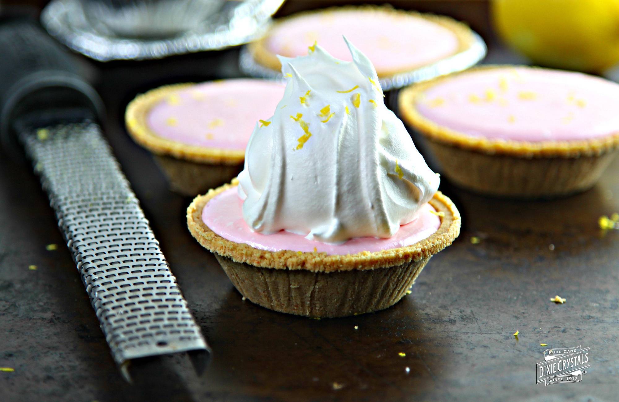 Frozen Pink Lemonade Pie 2.jpg