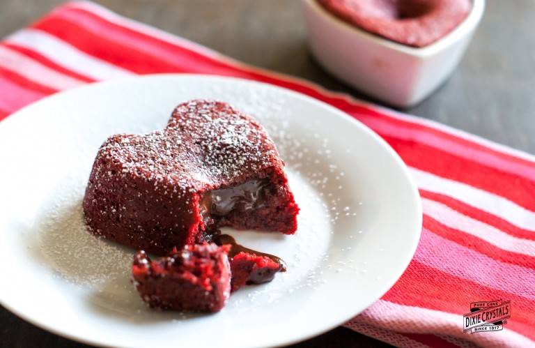 mini-red-velvet-lava-cakes-dixie-768x499.jpg