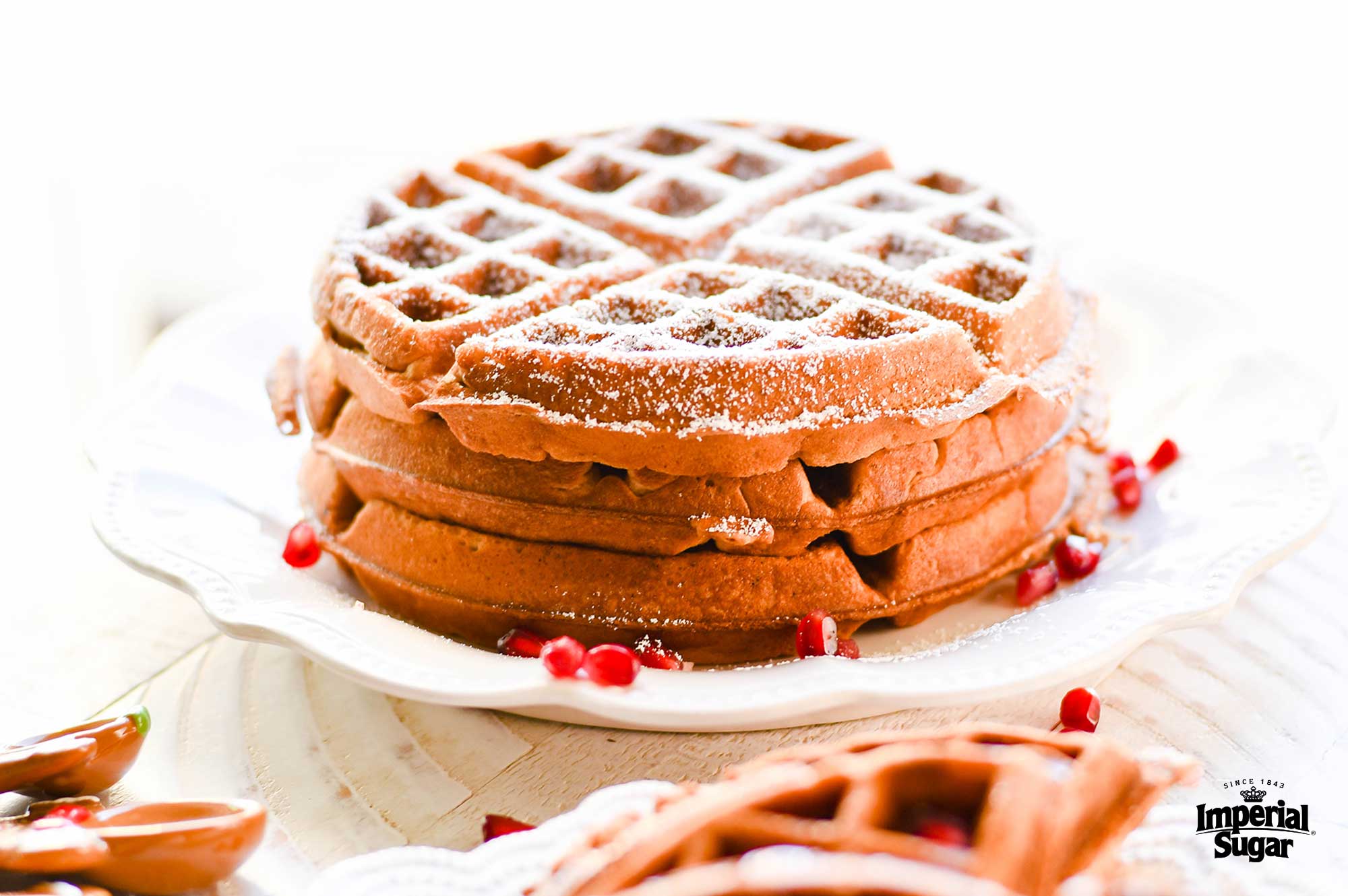 https://www.dixiecrystals.com/sites/default/files/recipe/gingerbread-waffles-imperial.jpg