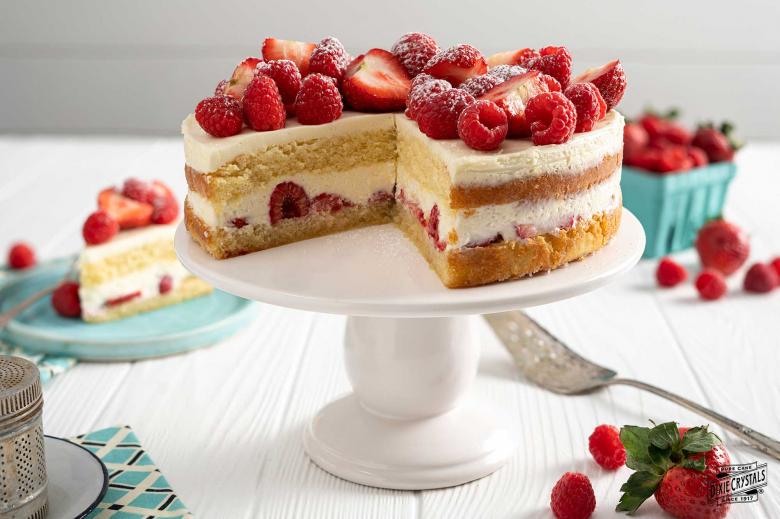 Cheesecake Layered Cake with Red Fruits