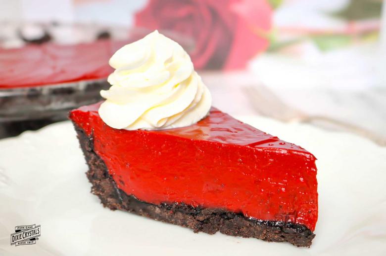 Red Velvet Chocolate Cream Pie