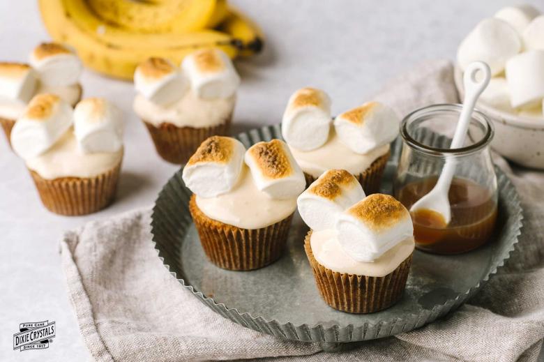 Bananas Foster Cupcakes with Roasted Marshmallow Tops 