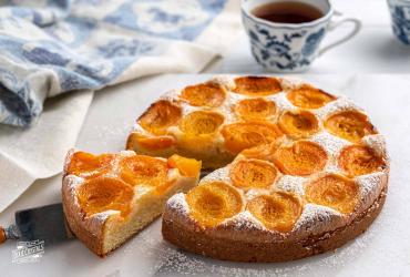 Apricot Almond Cake from Provence 