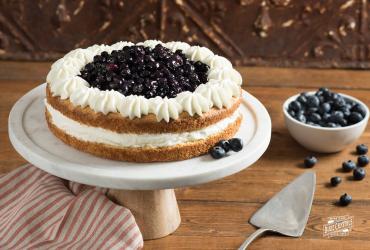 Blueberries and Cream Cake dixie