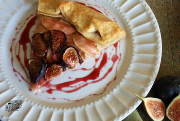 Cheesecake Apple Fig Crostata with Bourbon Pomegranate Sauce