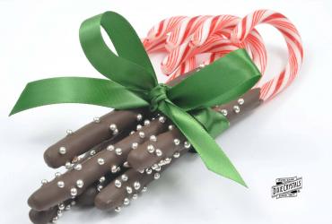 Chocolate Dipped Peppermint Candy Canes