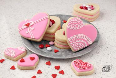 Heart Shaped Cookie Boxes dixie