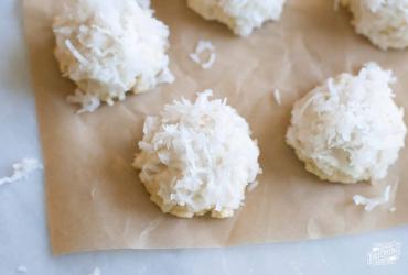 Lemon Coconut Cottontail Cookies dixie