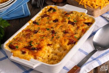 Macaroni and Cheese with Candied Bacon Dixie
