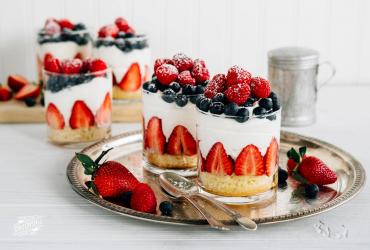 Mini Fraisier Cakes