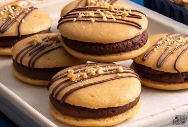 Peanut Butter Whoopie Pies Dixie 