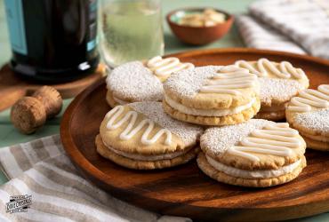 Prosecco Almond Cookies Dixie 