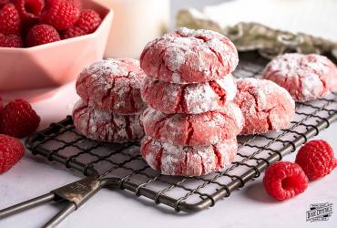 Raspberry Crinkle Cookies Dixie