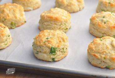 Sour Cream, Cheddar and Green Onion Biscuits 