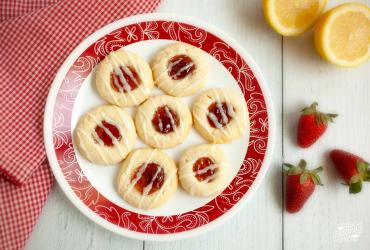 Strawberry Lemonade Thumbprint Cookies dixi