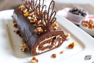 Chocolate Praline Roulade dixie
