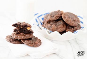 flourless chocolate peanut butter cookies
