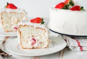Frozen Strawberries and Cream Cake