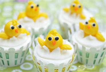 Easter Chick Strawberry Cupcakes Dixie