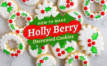 How to Make Holly Berry Decorated Cookies